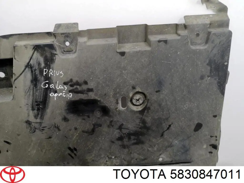 5830847011 Toyota 
