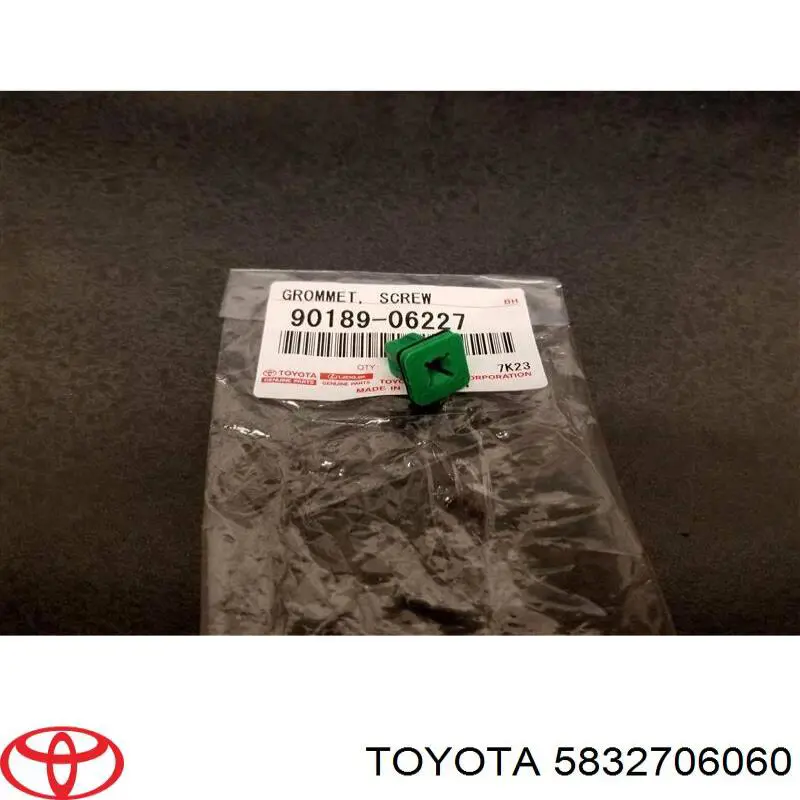 5832706060 Toyota 