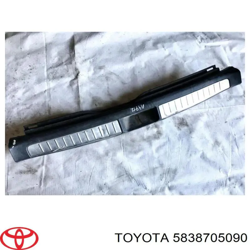  5838705090 Toyota
