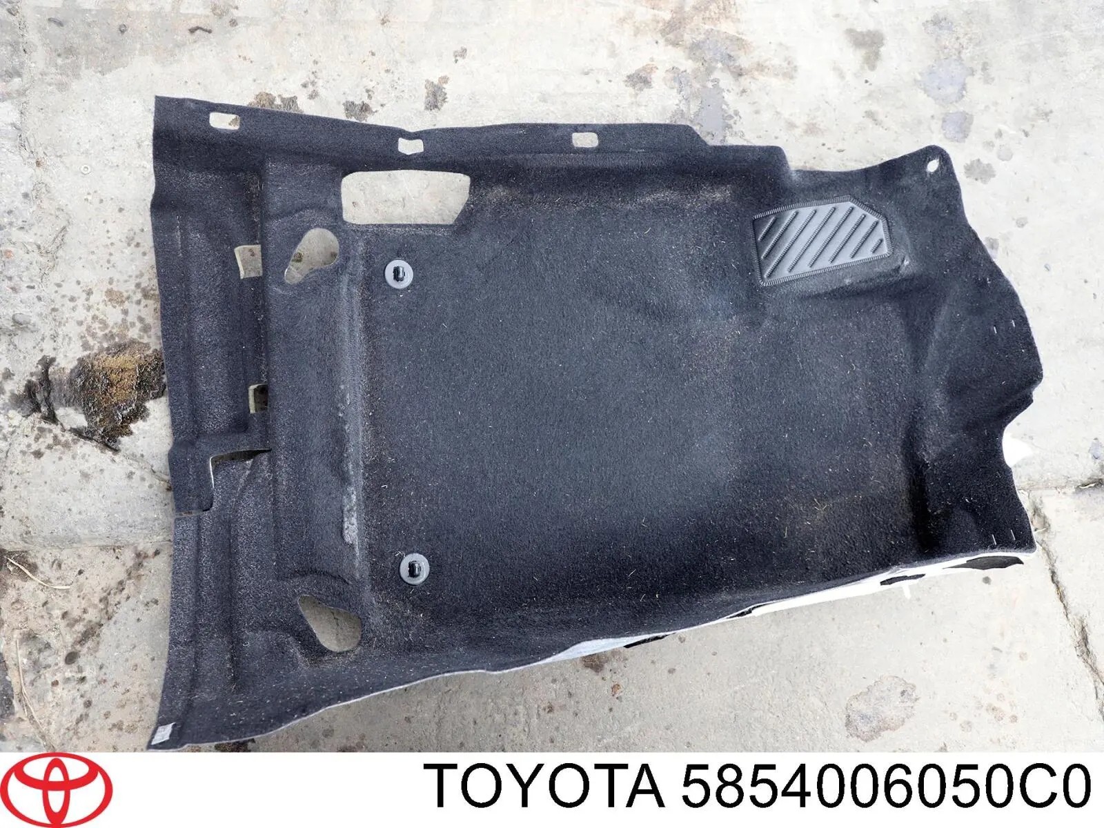Купити 5854006050C0 Toyota 