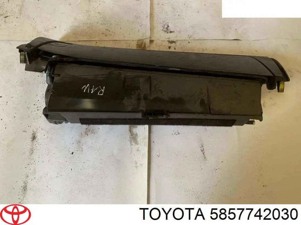5857742030 Toyota 