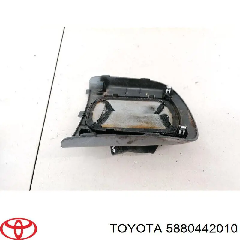 Купити 5880442010 Toyota 