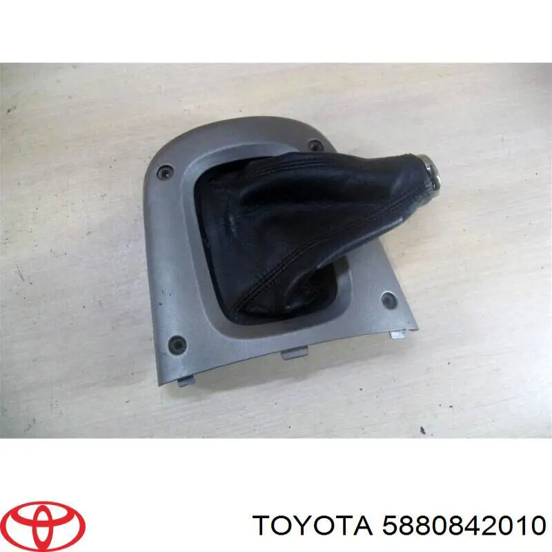 Купити 5880842010 Toyota 
