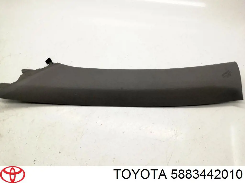 5883442010 Toyota 