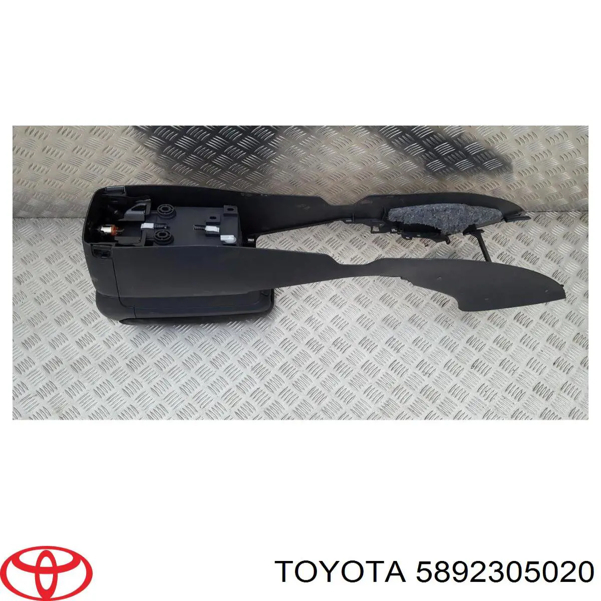  5892305020 Toyota