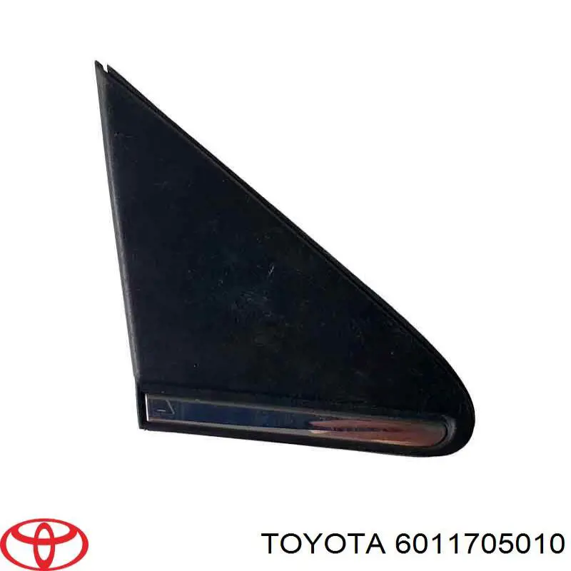 Накладка переднього правого крила Toyota Avensis (T25) (Тойота Авенсіс)