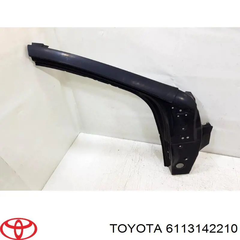 6113142210 Toyota Стійка кузова передня, права
