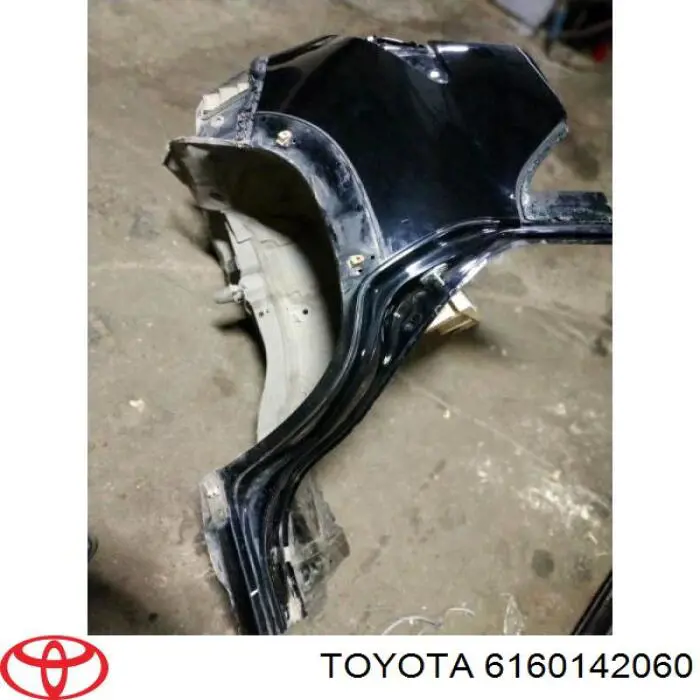 6160142060 Toyota Крило заднє праве