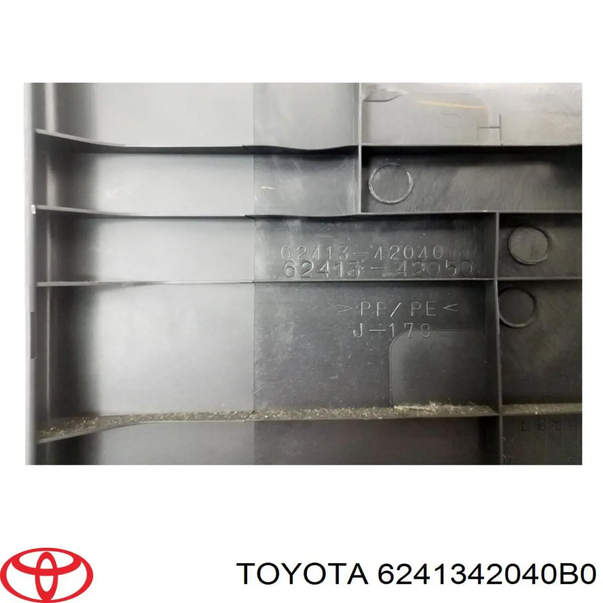 6241342040B0 Toyota Обшивка стійки кузова внутрішня, середня нижня права