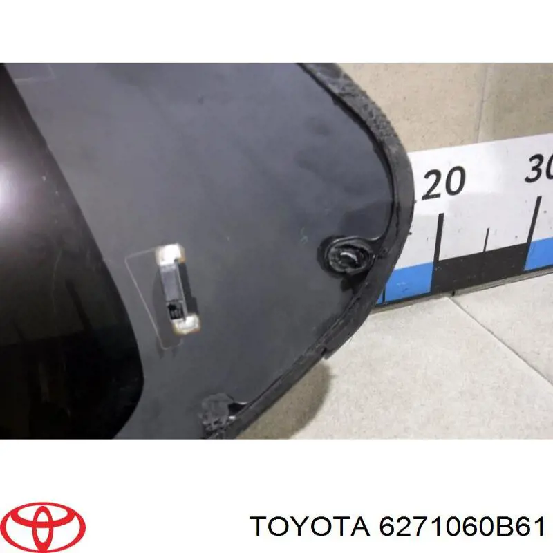 Купити 6271060B61 Toyota Скло багажного відсіку, праве