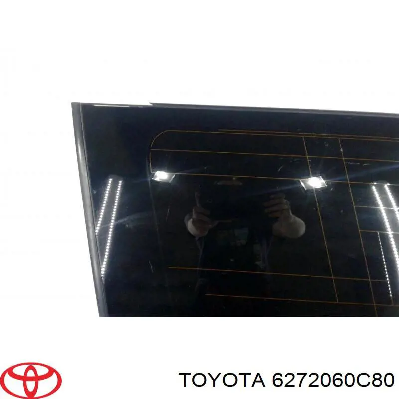 Скло багажного відсіку, ліве на Toyota Land Cruiser (J150)