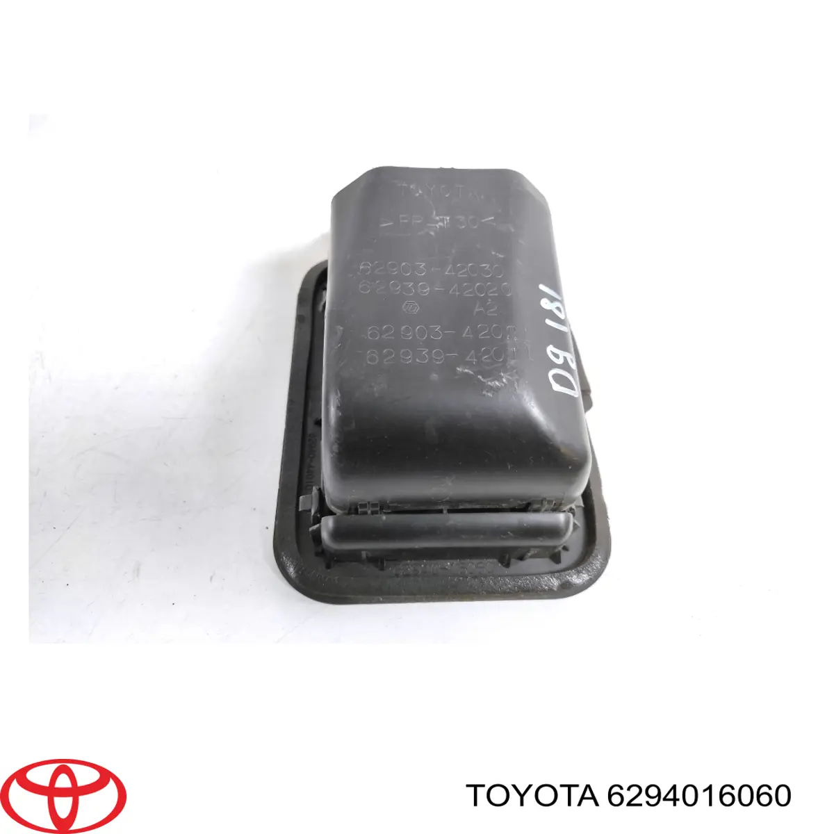 Купити 6294016060 Toyota Решітка вентиляційна задня