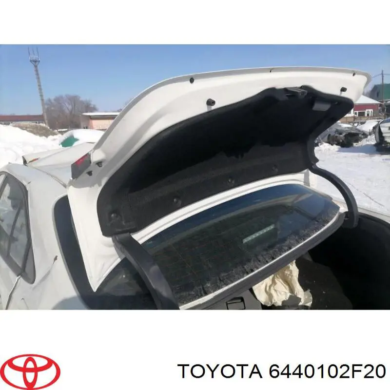 6440102F20 Toyota Кришка багажника