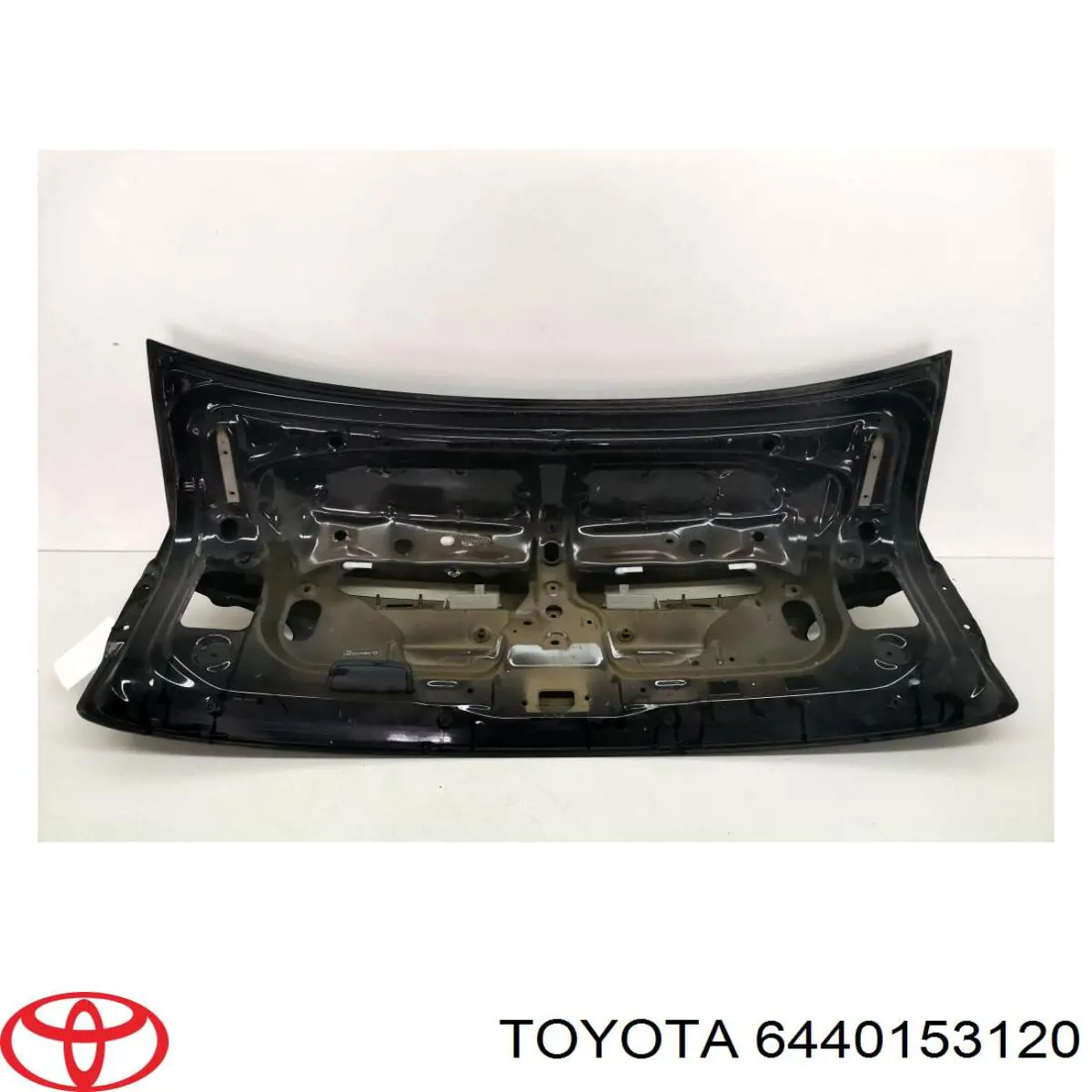 6440153120 Toyota кришка багажника