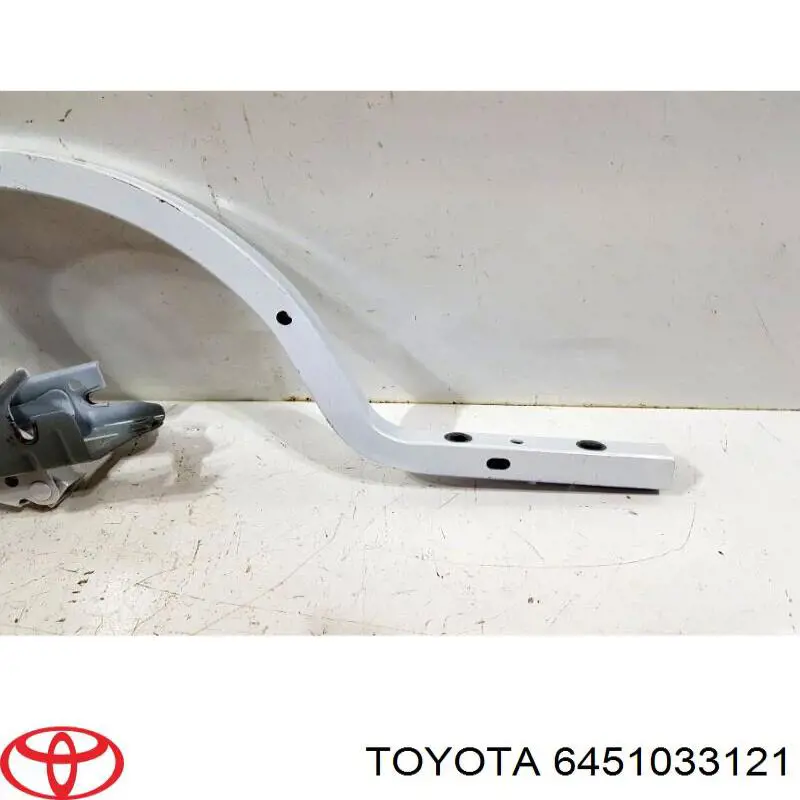 6451033121 Toyota 