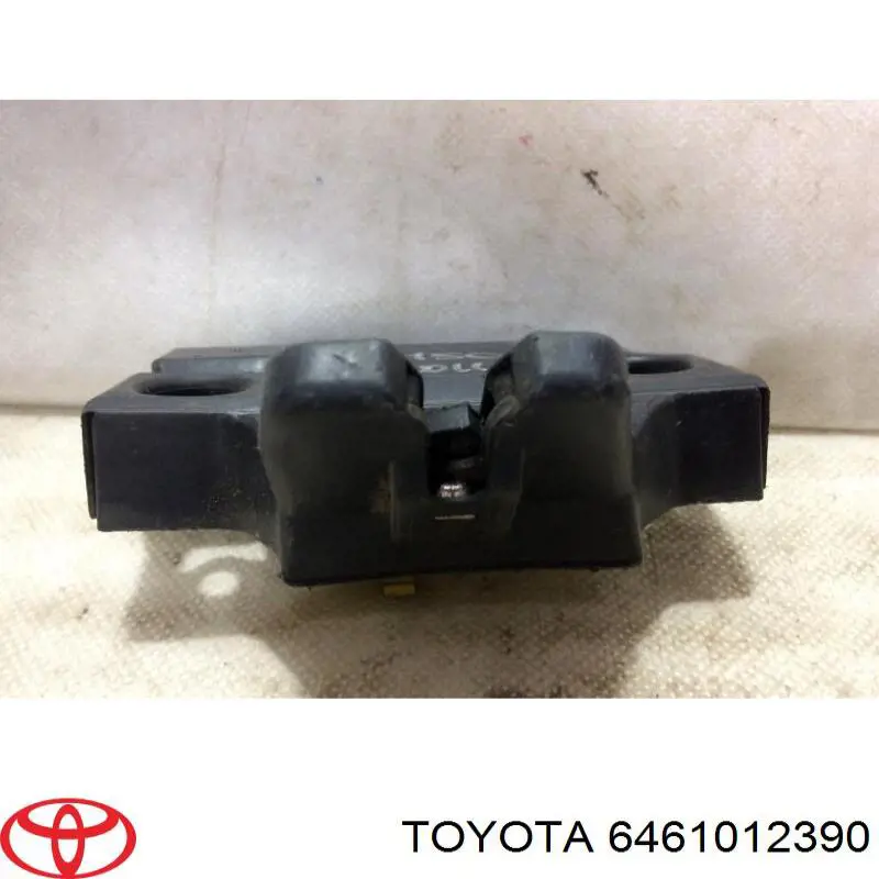 Замок дверей багажника Toyota 6461012390 ціна, від 32.17 USD