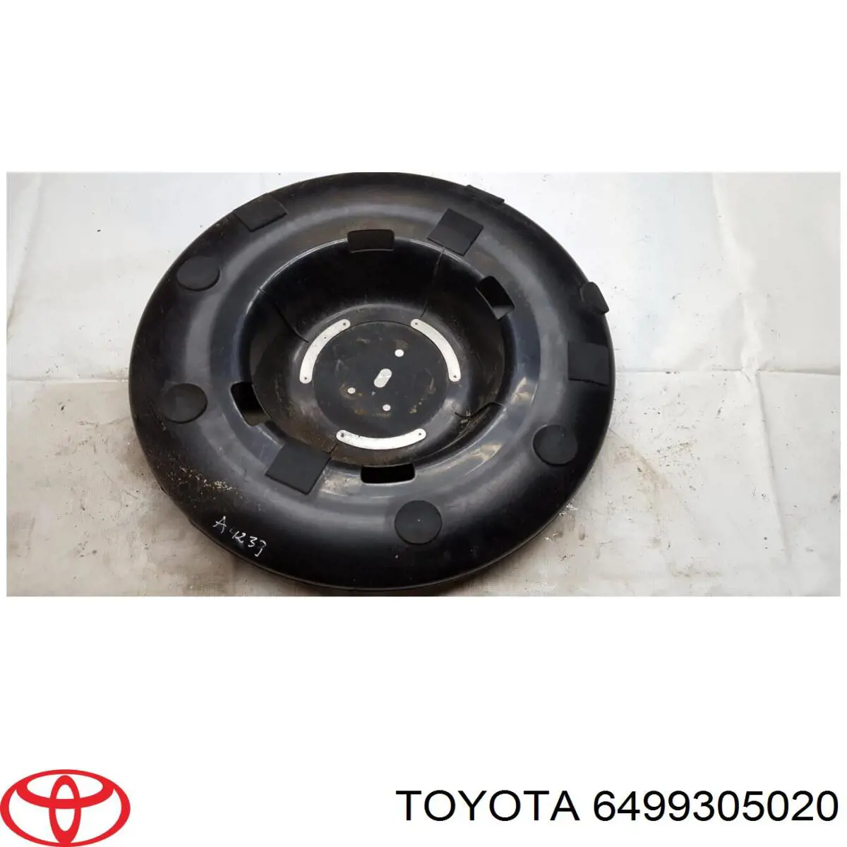 Купити 6499305020 Toyota Задня полиця