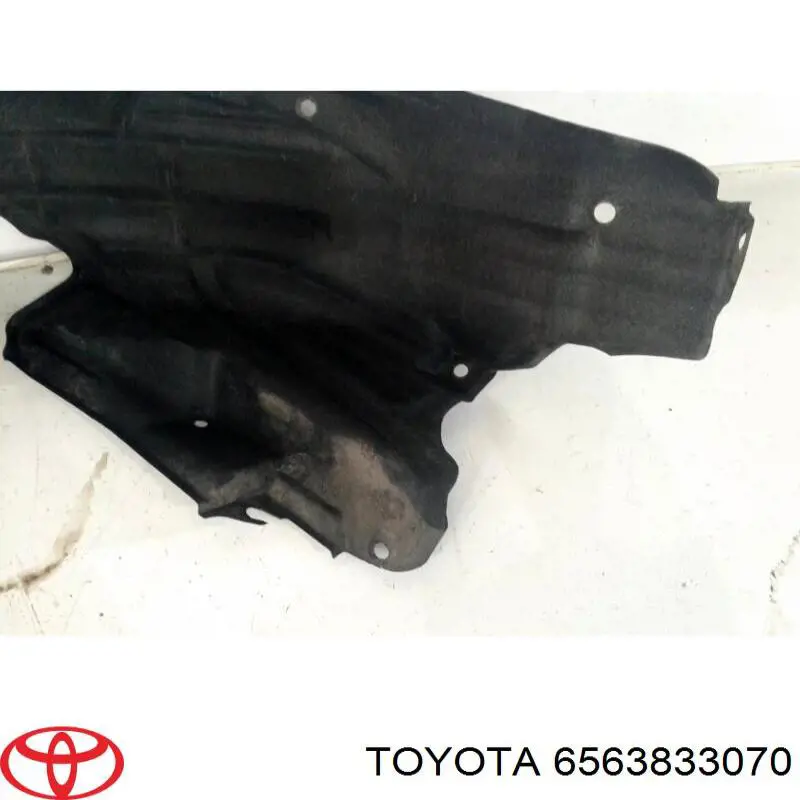 Підкрилок задній лівий Toyota 6563833070