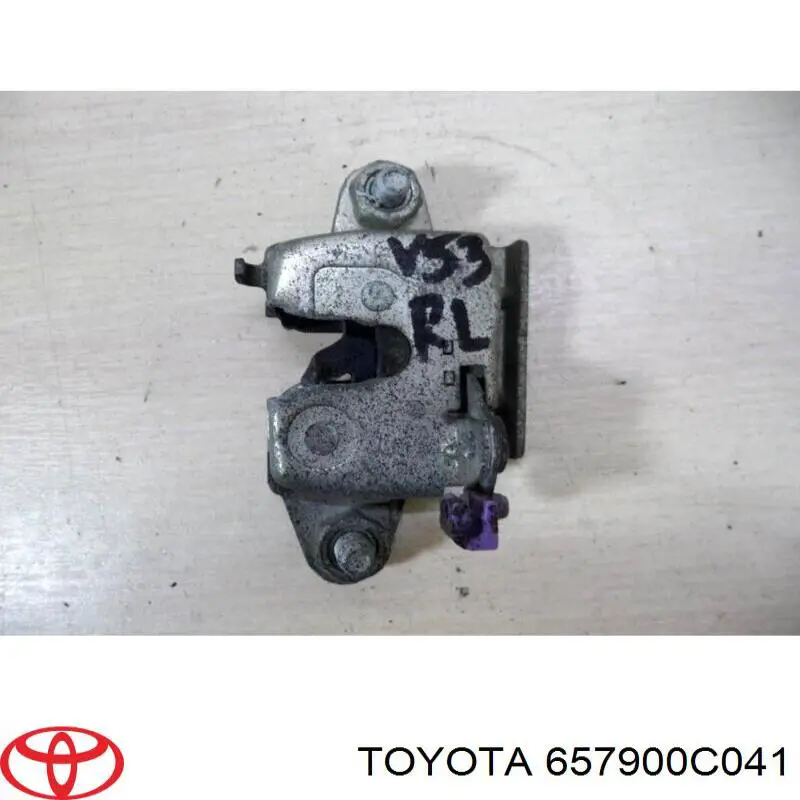  Toyota 657900C041 ціна, від 31.67 USD