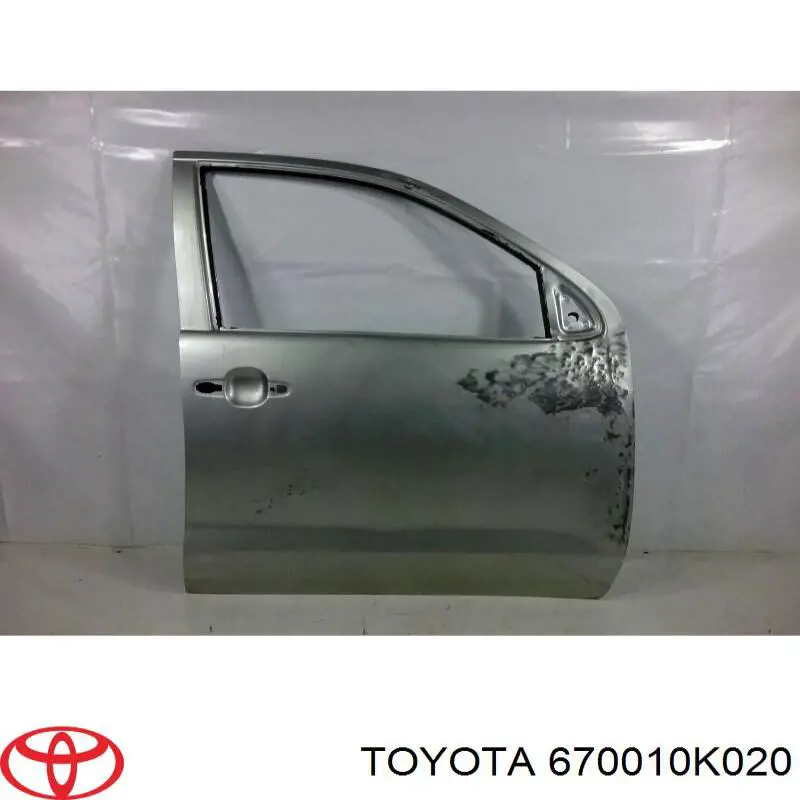 670010K020 Toyota Пасажирські передні двері