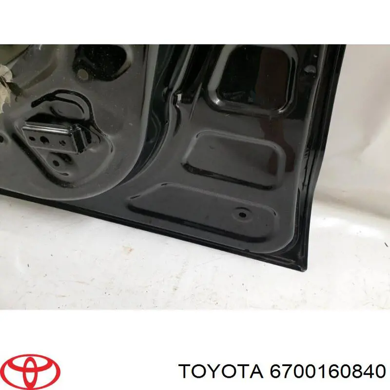Дверка передня права Toyota 6700160840