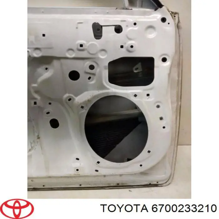 Двері передні ліві 6700233211 Toyota