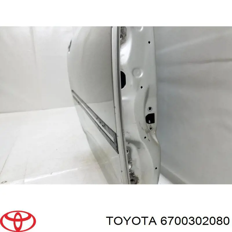 Купити 6700302080 Toyota Двері задні, праві