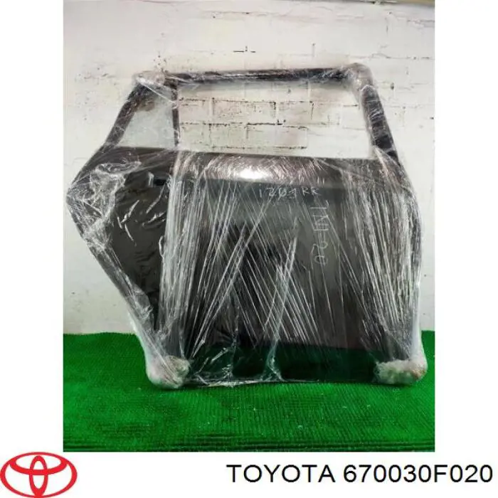 Купити 670030F020 Toyota Двері задні, праві