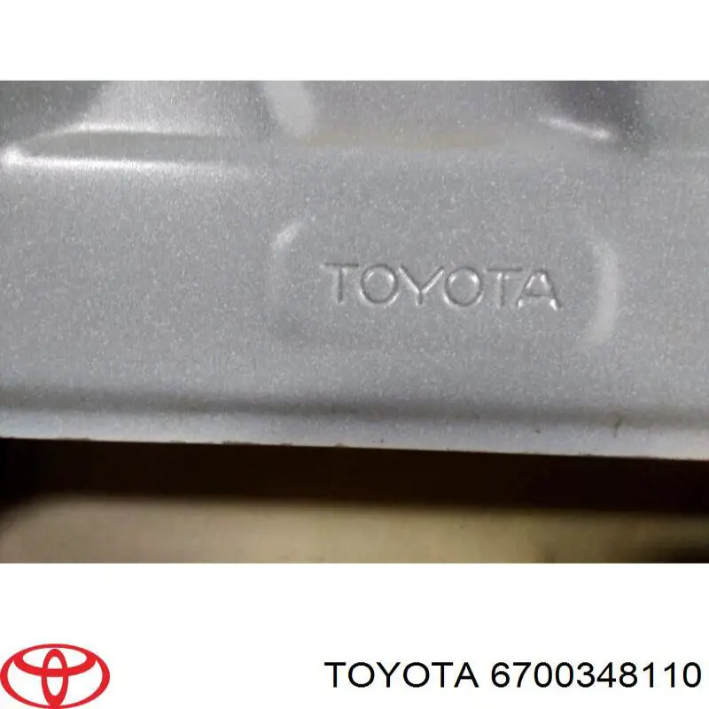Двері задні, праві 6700348110 Toyota