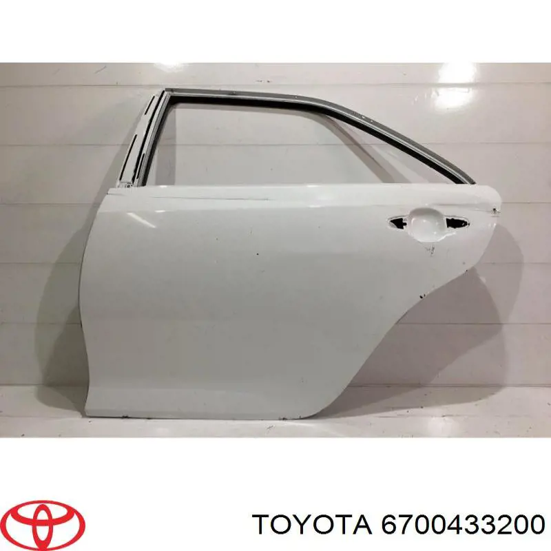 Двері задні Toyota 6700433210 ціна, від 364.67 USD
