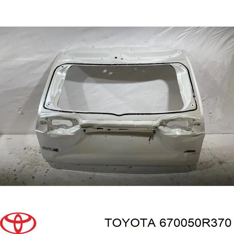 П'яті двері Toyota 670050R370 ціна, від 302.46 USD