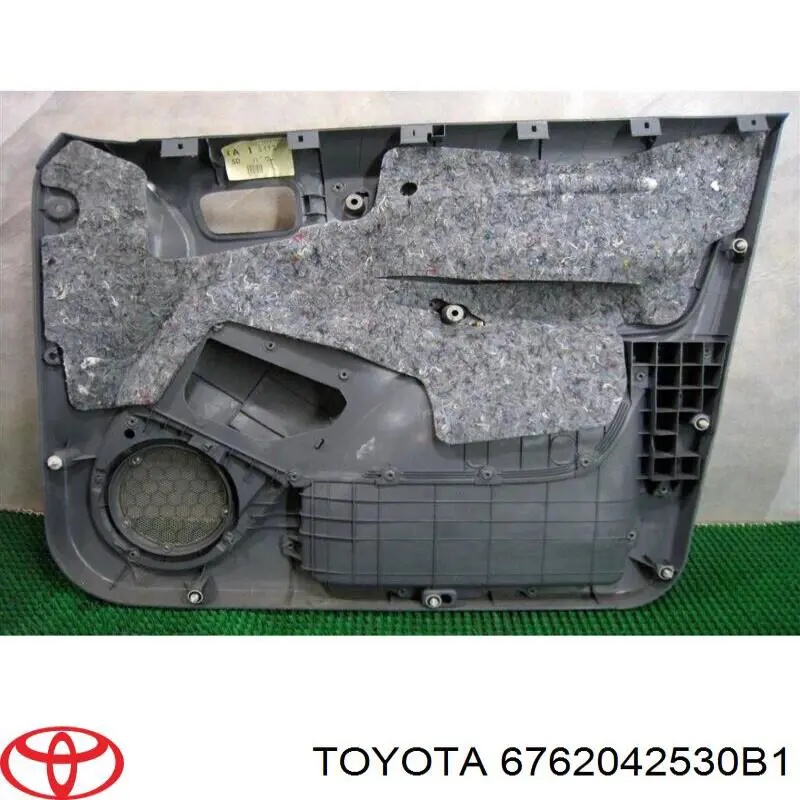 Обшивка дверей передніх лівих Toyota 6762042530B1 ціна, від 18.65 USD