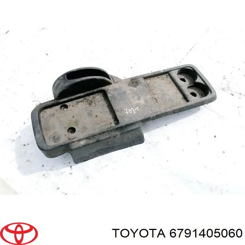  Toyota 6791405060 ціна, від 38.01 USD