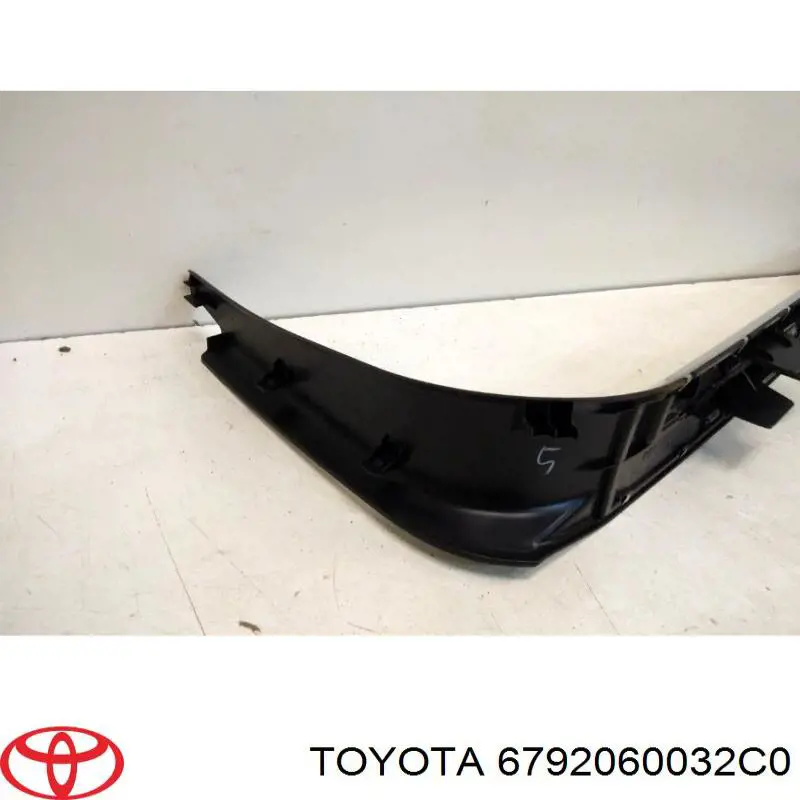  6792060032C0 Toyota