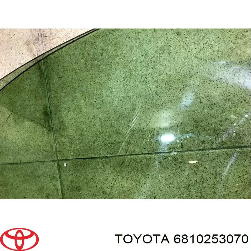 Скло передніх дверей, лівою 6810253070 Toyota