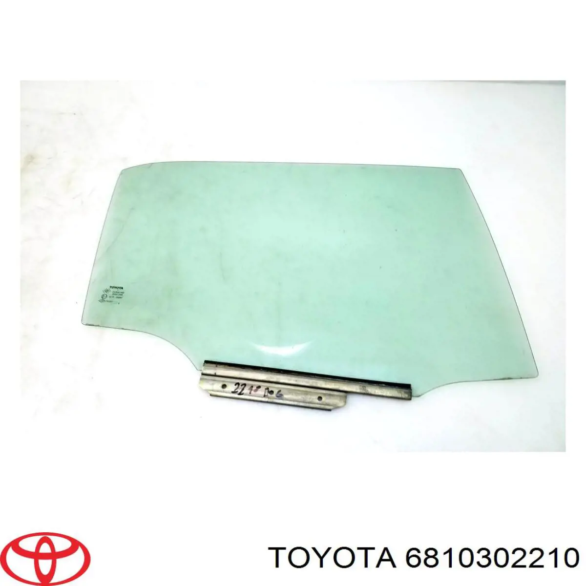 Купити 6810302210 Toyota Скло задніх дверей, правих