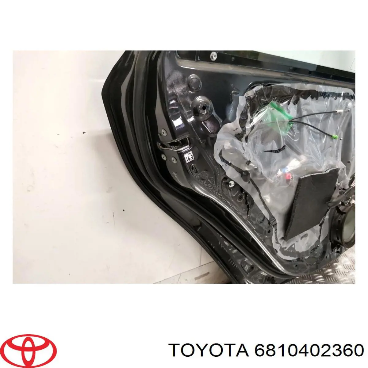 6810402360 Toyota Скло задніх дверей, лівих