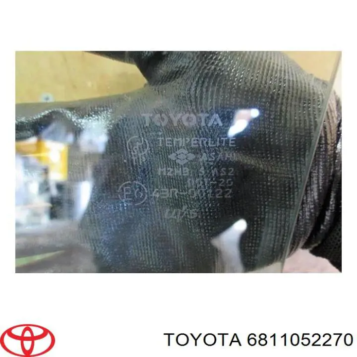 Скло передньої правої двері Toyota 6811052270 ціна, від 30.65 USD