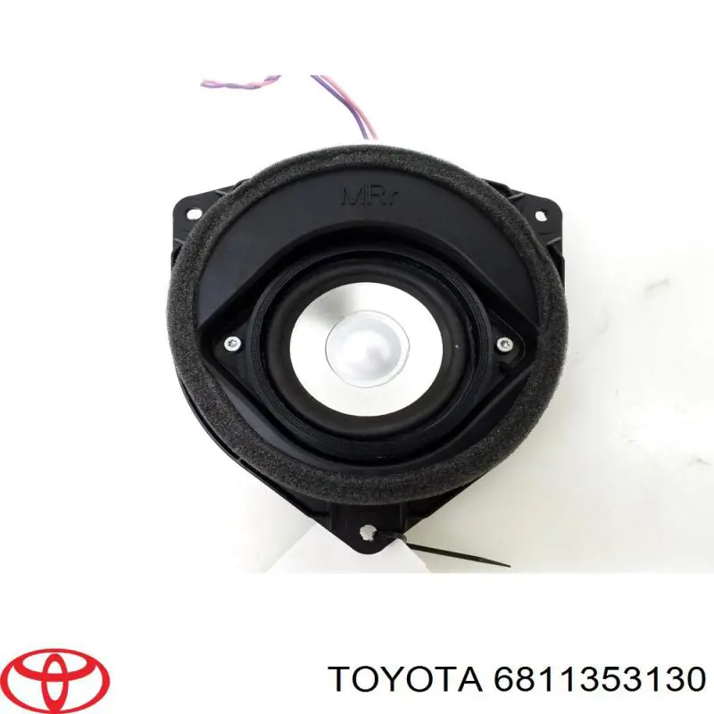 Скло заднє праве Toyota 6811353130 ціна, від 50.85 USD