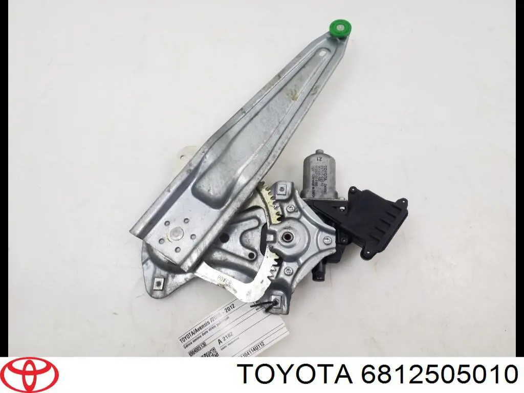 6812505010 Toyota Скло-кватирка двері, передній, правій