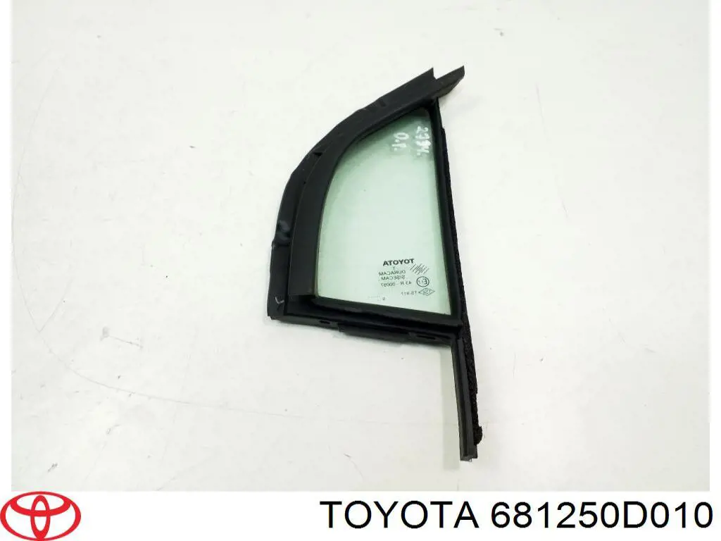 681250D010 Toyota Скло-кватирка двері, передній, правій