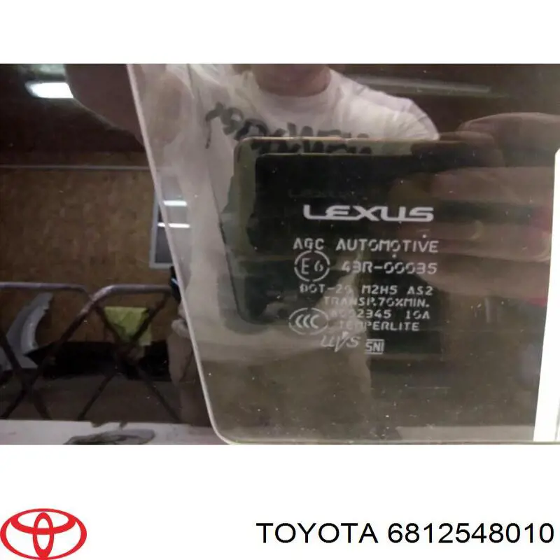 6812548010 Toyota Скло-кватирка двері, передній, правій