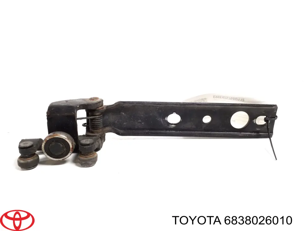 Ролик двері бічної/зсувної, правий центральний Toyota 6838026010 ціна, від 107.67 USD