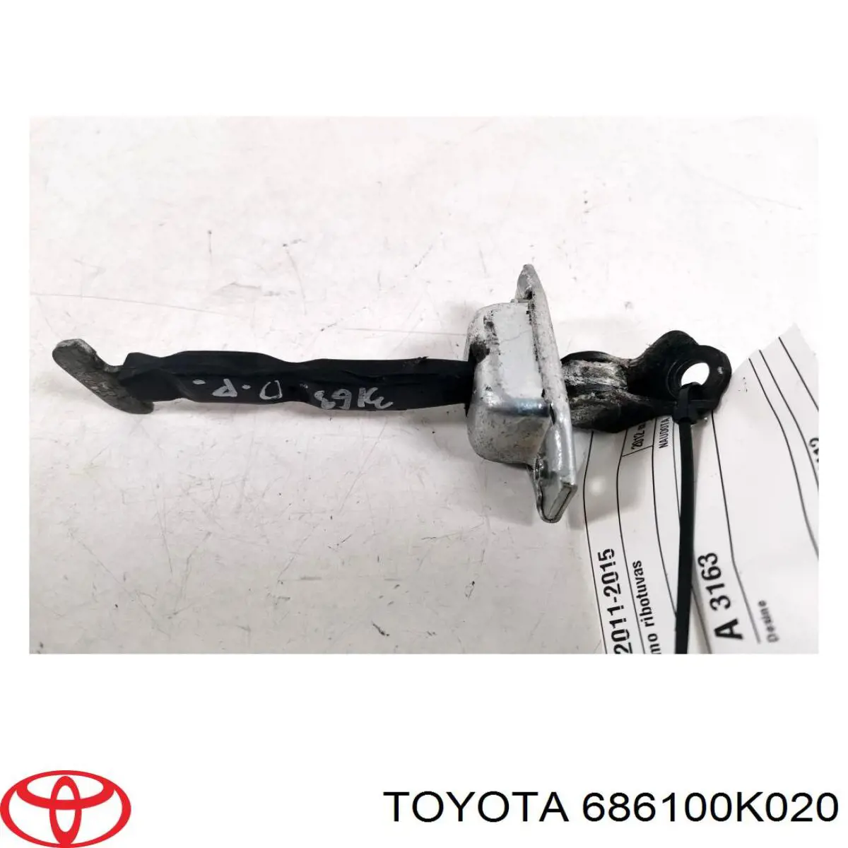 686100K020 Toyota Обмежувач відкриття дверей, передній правий
