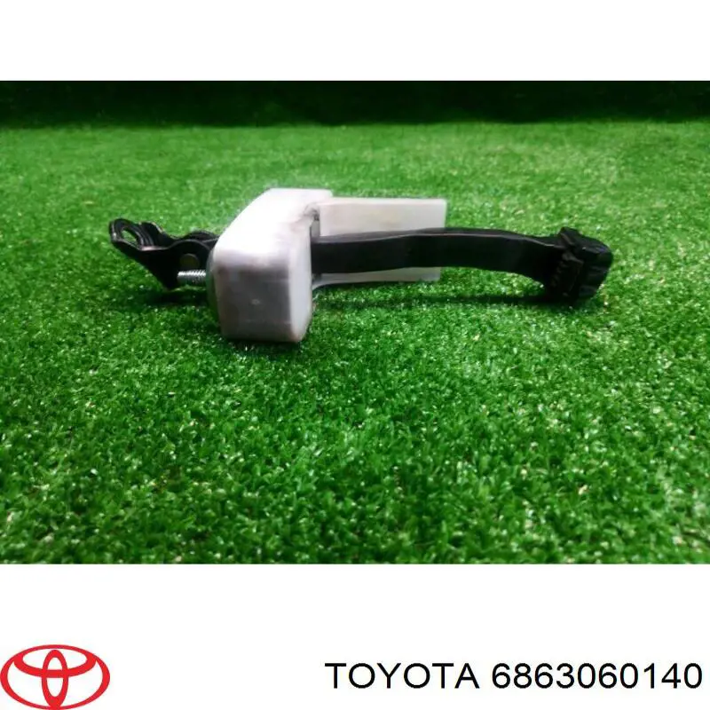 6863060140 Toyota Обмежувач відкриття дверей, задній правий