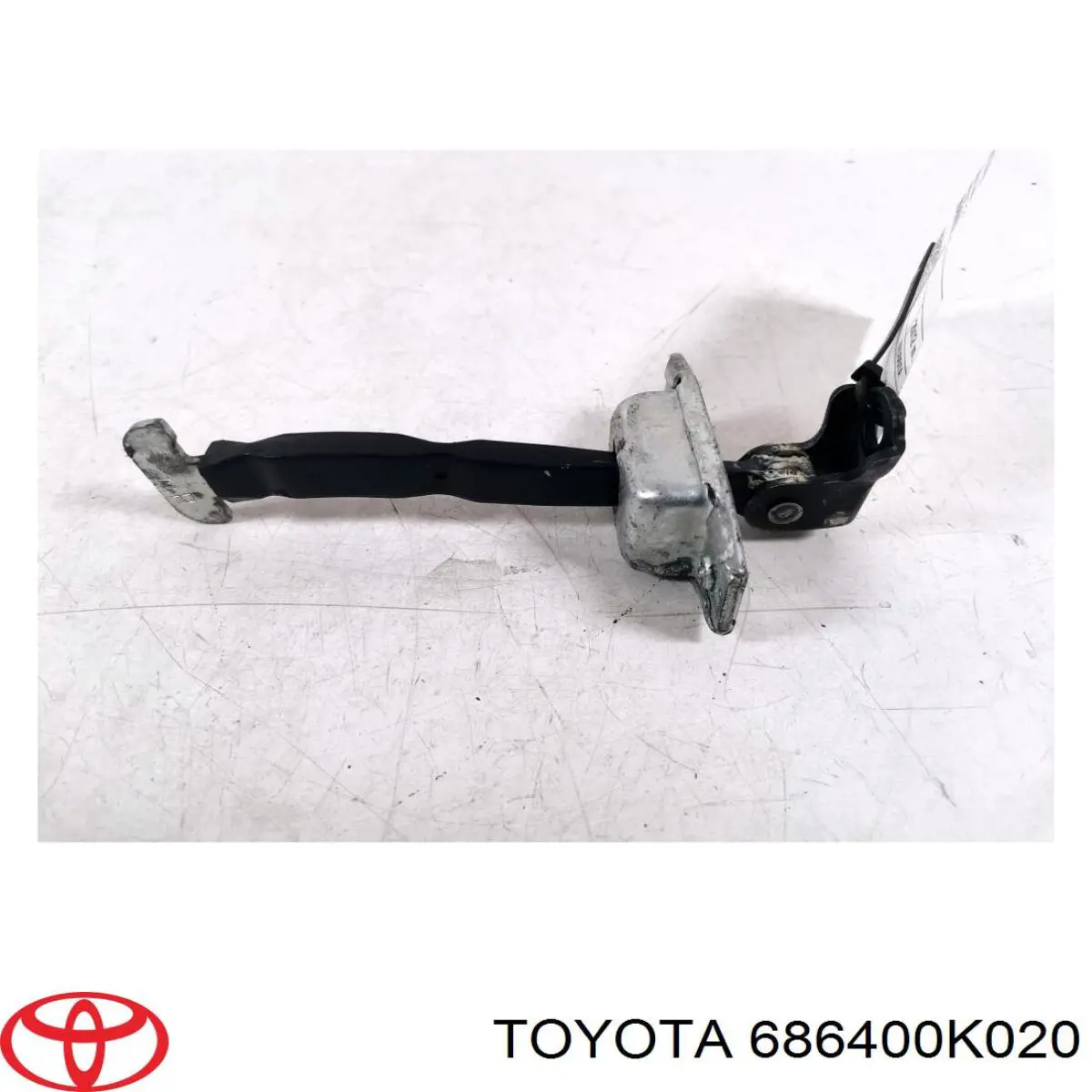 686400K020 Toyota Обмежувач відкриття дверей, задній лівий