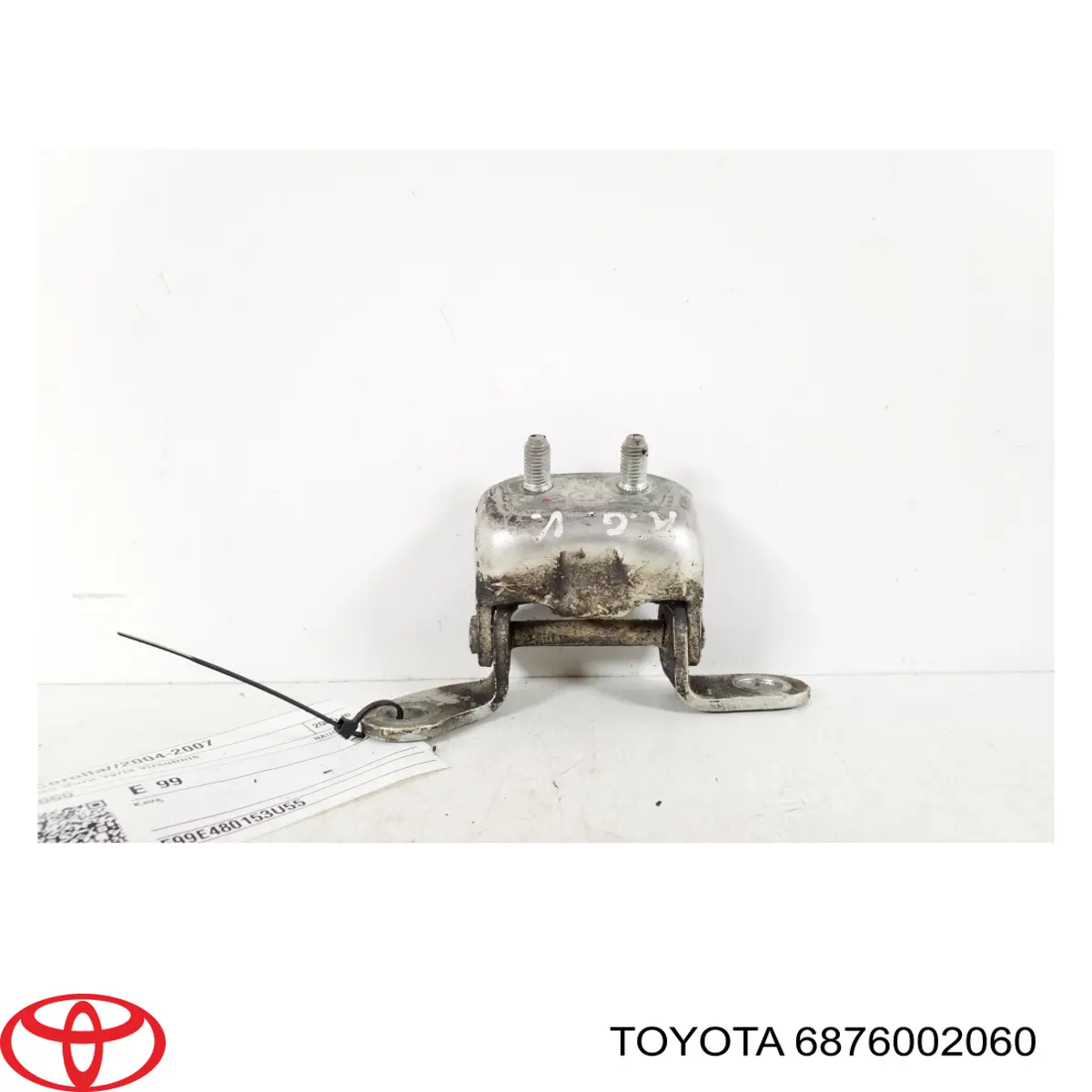 Дверний шарнір задній лівий Toyota 6876002060 ціна, від 25.34 USD
