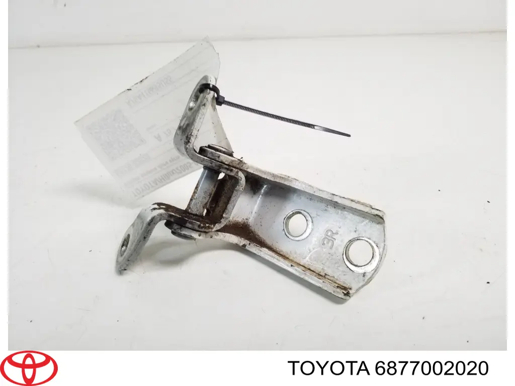 6877002020 Toyota Петля заднтої двері, правої