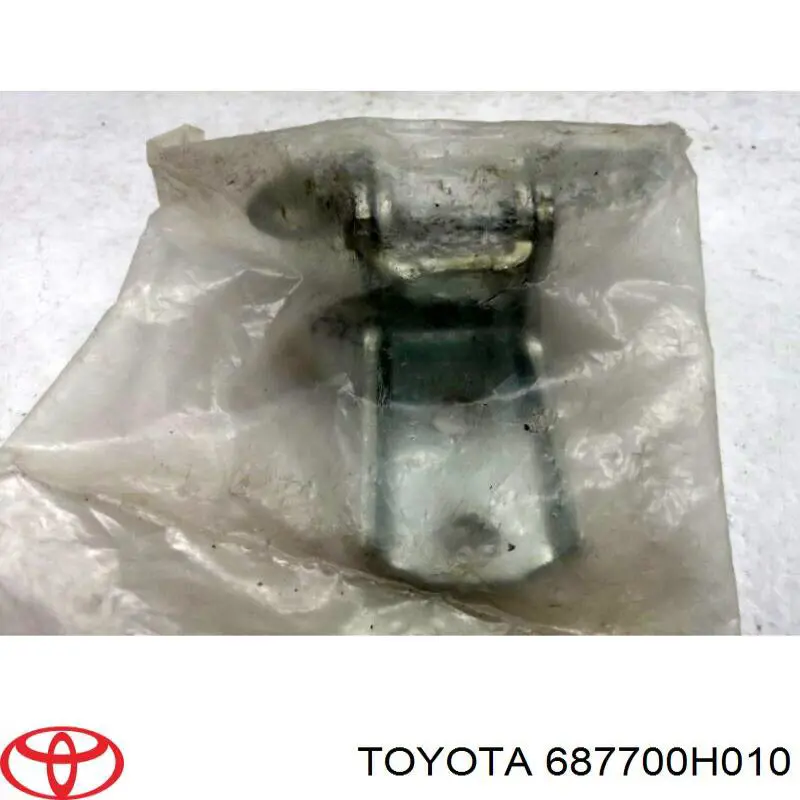 Петля задніх правих дверей Toyota 687700H010