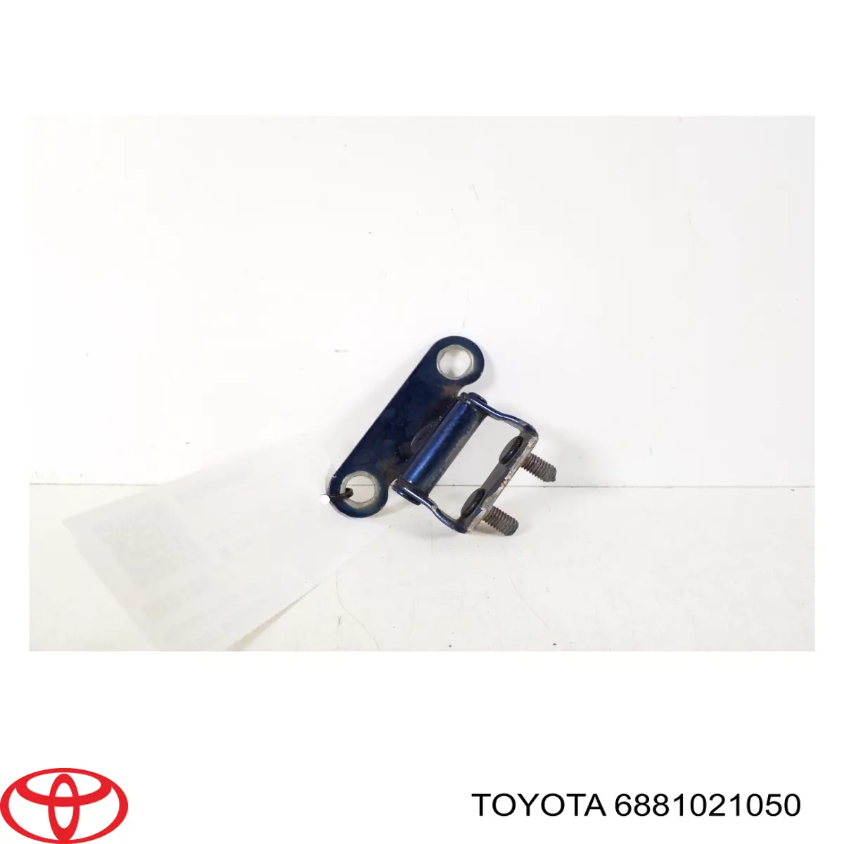 6881002020 Toyota Петля багажника